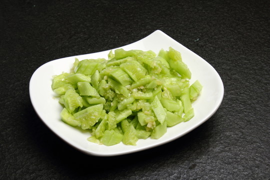 素拍黃瓜