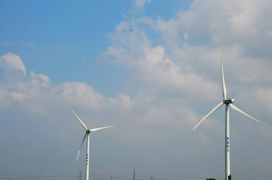 風力發(fā)電 馬路 新能源