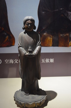 居士雕像