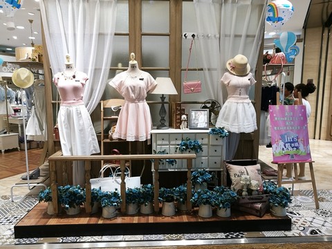 專賣店櫥窗 櫥窗 櫥窗展示 櫥