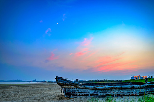 海灘 夕陽(yáng) 日月同輝