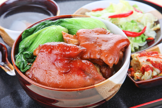 豬手飯?zhí)撞? loading=