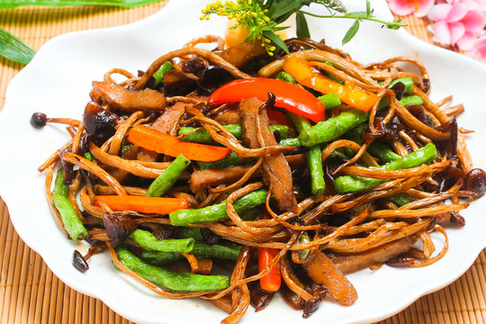 茶樹菇豆角