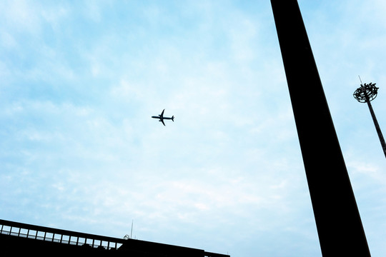 飛機 飛翔