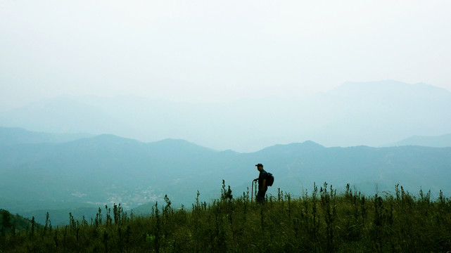 徒步者 遠(yuǎn)山