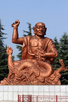 十八羅漢雕像