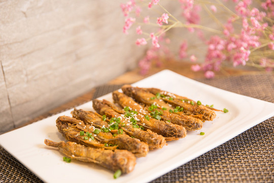 香煎黃花魚(yú)