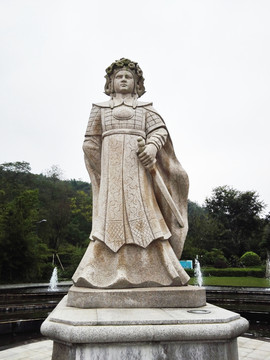 女將雕塑