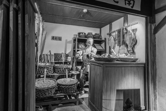 老上海咸魚店