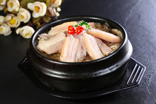 豬肉燉酸菜