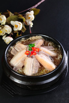 豬肉燉酸菜