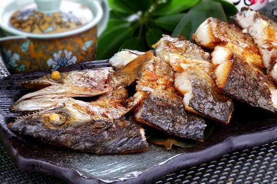 烤深海鲅魚