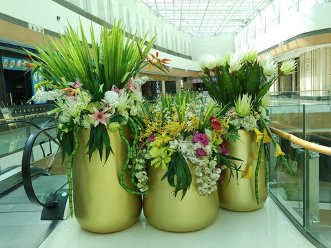 商場(chǎng)花瓶小景