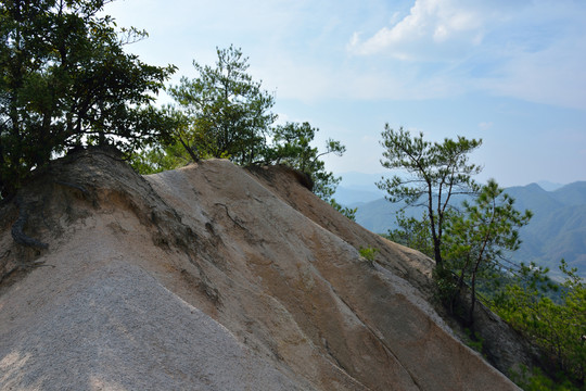 龍須山山峰