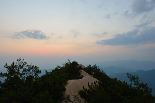 龍須山龍脊