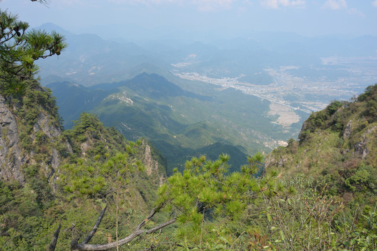 安徽績(jī)溪龍須山