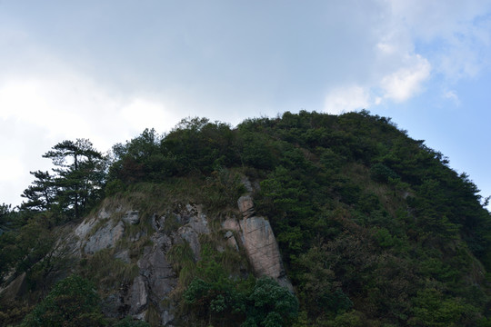 安徽績溪七姑山