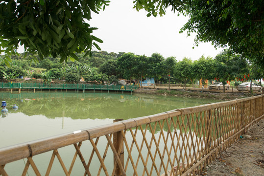公園防護欄