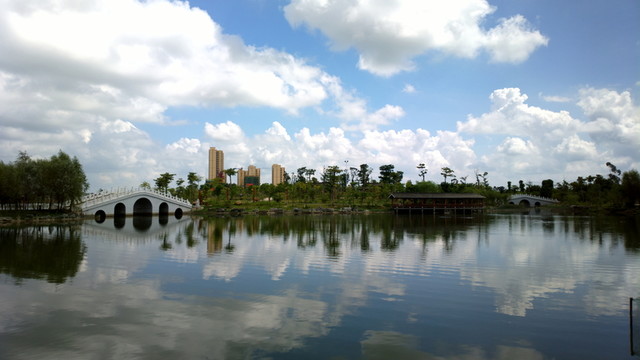 園林湖泊
