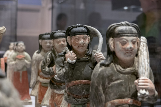 元代儀仗俑