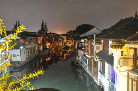 朱家角古鎮(zhèn)夜景