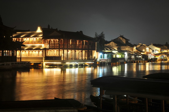 朱家角古鎮(zhèn)夜景