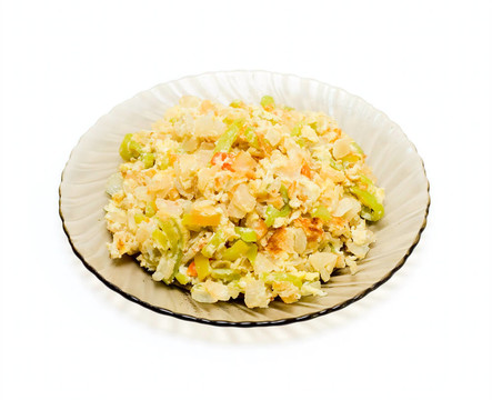 白色的盤子上的食物