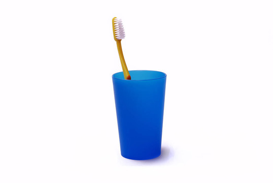 Toothbrush在一個(gè)顏色