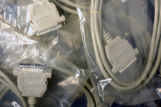 計(jì)算機(jī)電纜