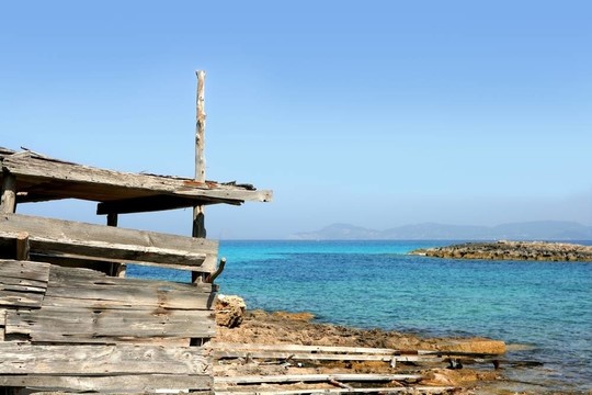 福門特拉島島在伊比薩附近的Mediterranean