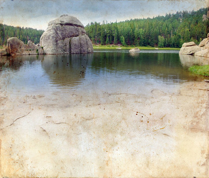 在對(duì)垃圾背景黑山湖