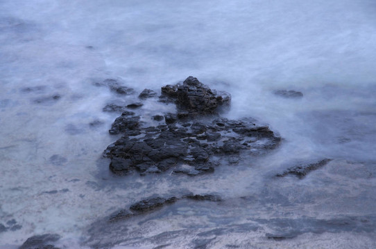 在沖浪搖滾；大西洋海岸在富埃特文圖拉島