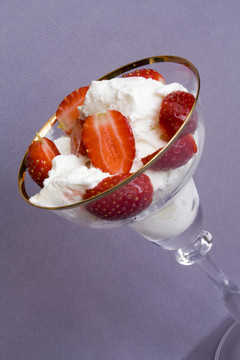 Strawberry冰淇淋