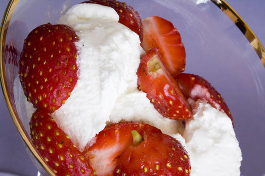 Strawberry冰淇淋