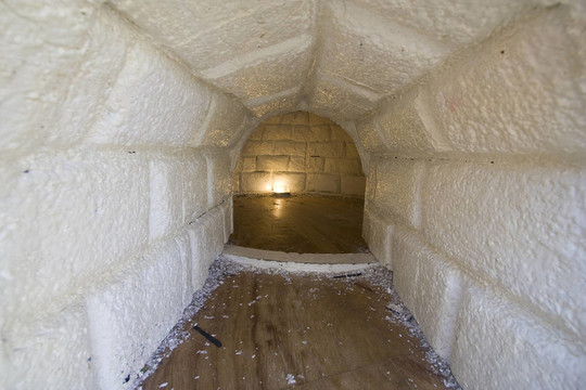 雪塊砌成的圓頂小屋