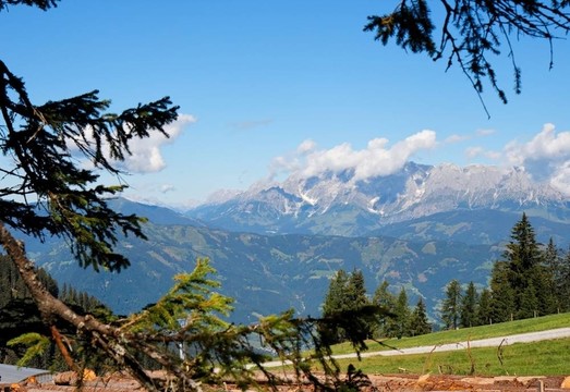 奧地利美麗的高山景觀