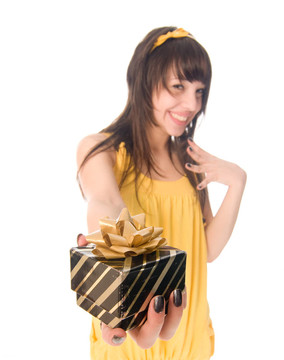 漂亮的女孩與禮品盒