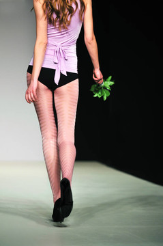 時(shí)裝秀的女人uderwear