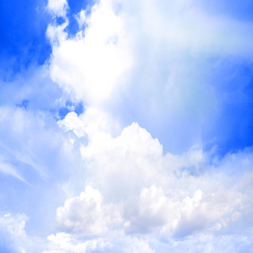 發(fā)光的天空