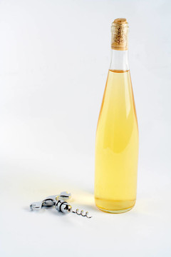 Corkscrew和瓶酒