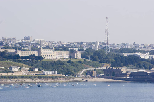 鎮(zhèn)