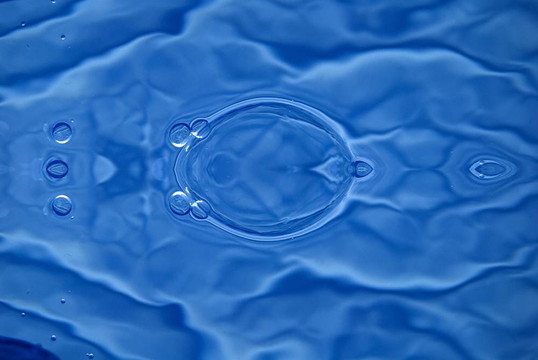 藍水Buble