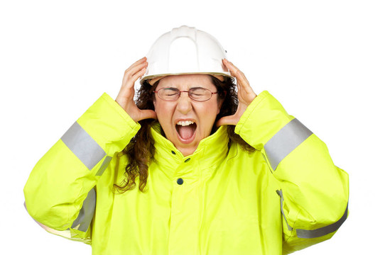 激怒女建筑工人