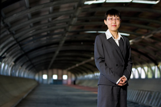 年輕亞洲商業(yè)女性