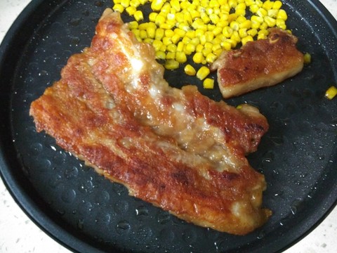 香煎豬排 香豬腩仔骨 美食 豬