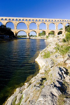 羅馬渡槽；Pont du Gard；朗格多克地區(qū)；法國(guó)