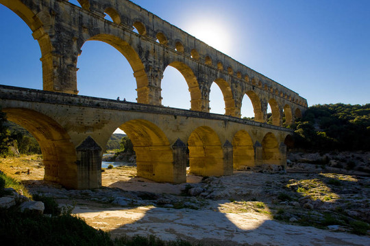 羅馬渡槽；Pont du Gard；朗格多克地區(qū)；法國