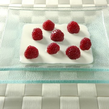 奶油和覆盆子