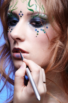 女孩bodyart