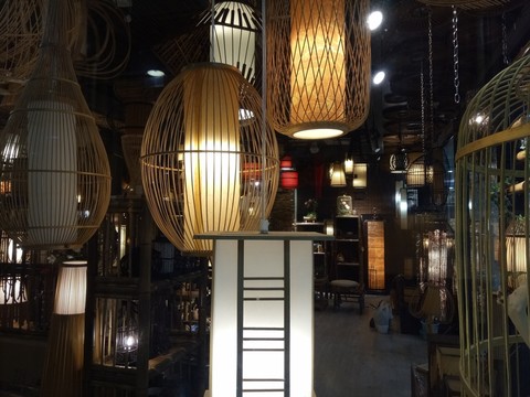 燈具專賣店